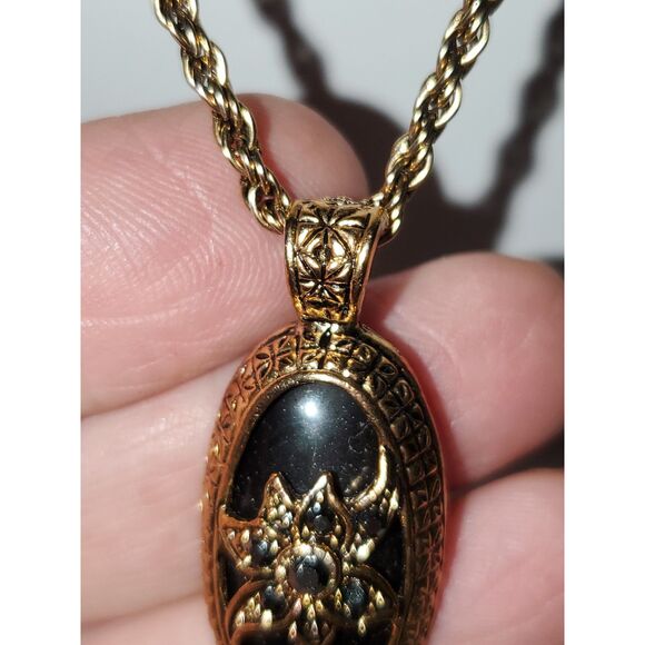 Antiqued Gold Tone Marcasite Flower Oval Pendant Braided Chain - Picture 4 of 10